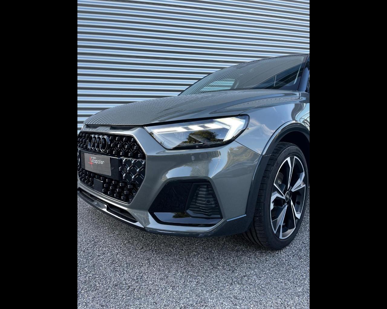 AUDI A1 ALLSTREET 30 TFSI S-TRONIC IDENTITY CONTRAST