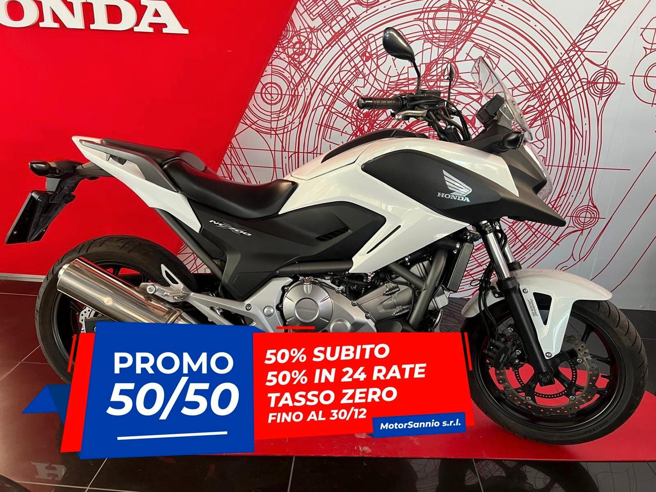 Honda NC700X 2012