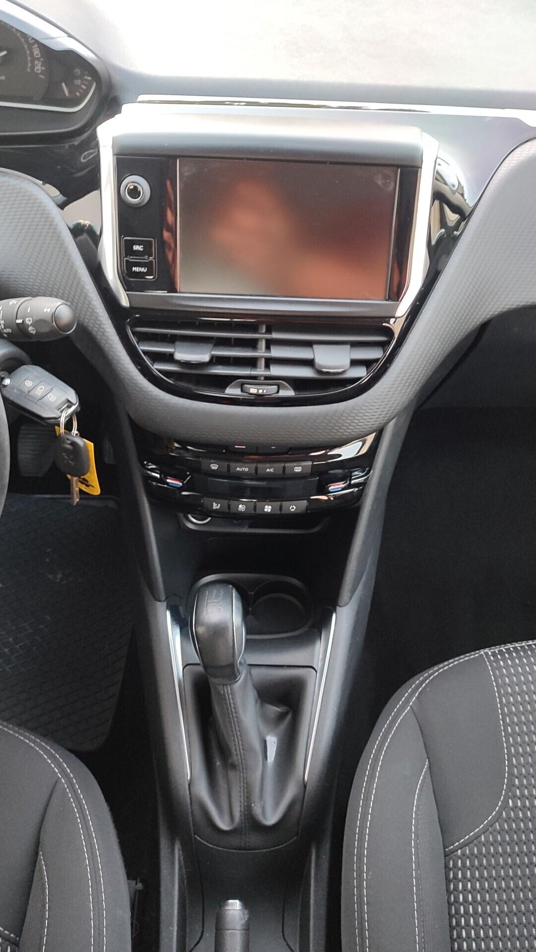 Peugeot 208 BlueHDi 75 5 porte Allure