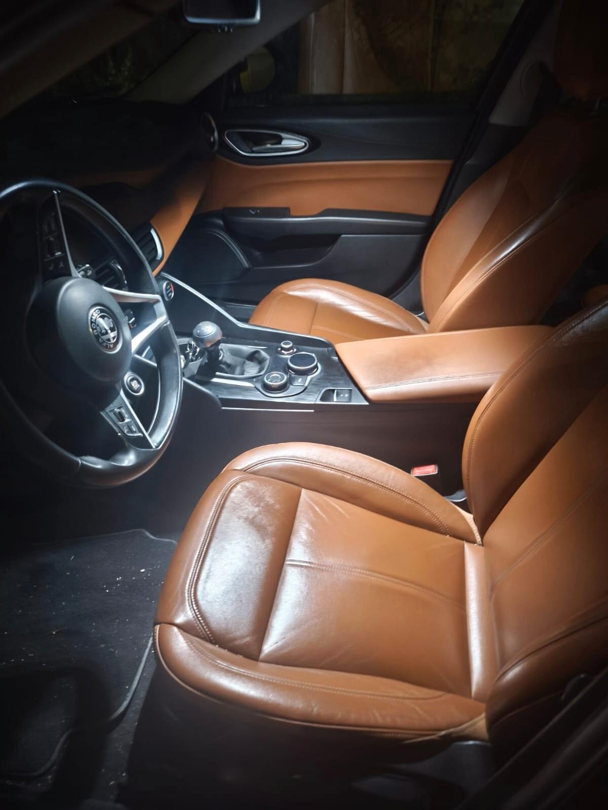 Alfa Romeo Giulia 2.2 Tdi 150 CV Super - 2017