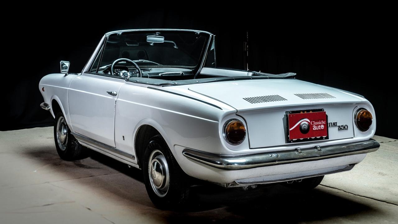 Fiat 850 Spider carrozzeria “Vignale” ASI CON CRS