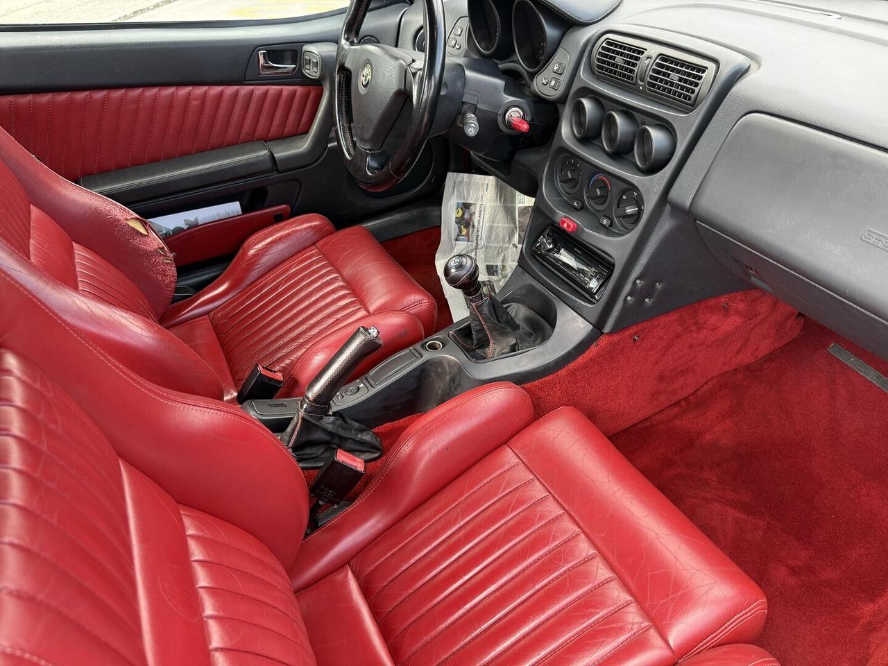 ALFAROMEO GTV SPIDER 2.0 INTERNI IN PELLE ROSSA