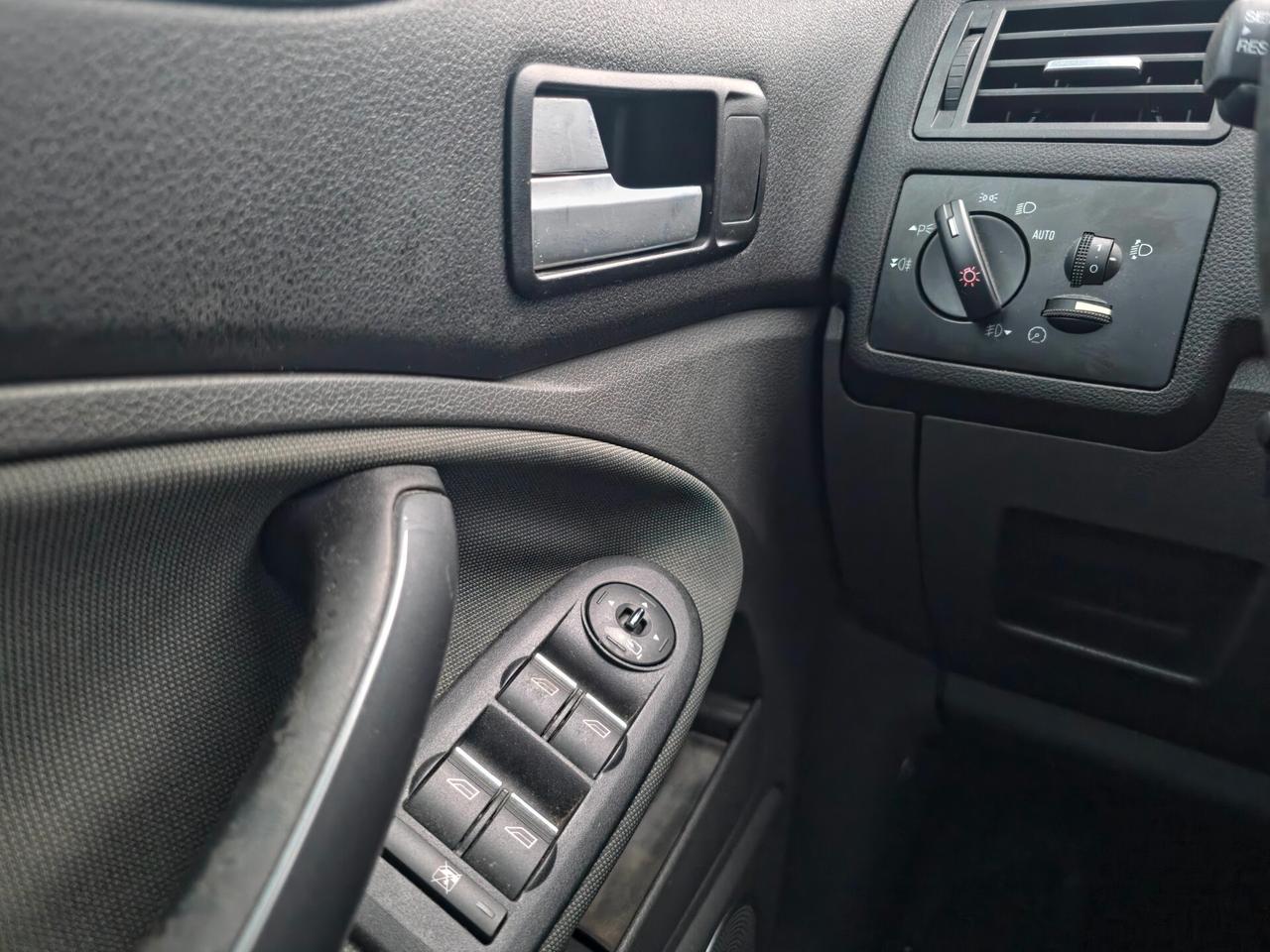 Ford Kuga 2.0 TDCi 163 CV 4WD DPF 2011-E5 Automatico