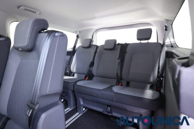 FORD Tourneo Custom 320 2.0 ECOBLUE 170CV AUTOMATICA PL TITANIUM
