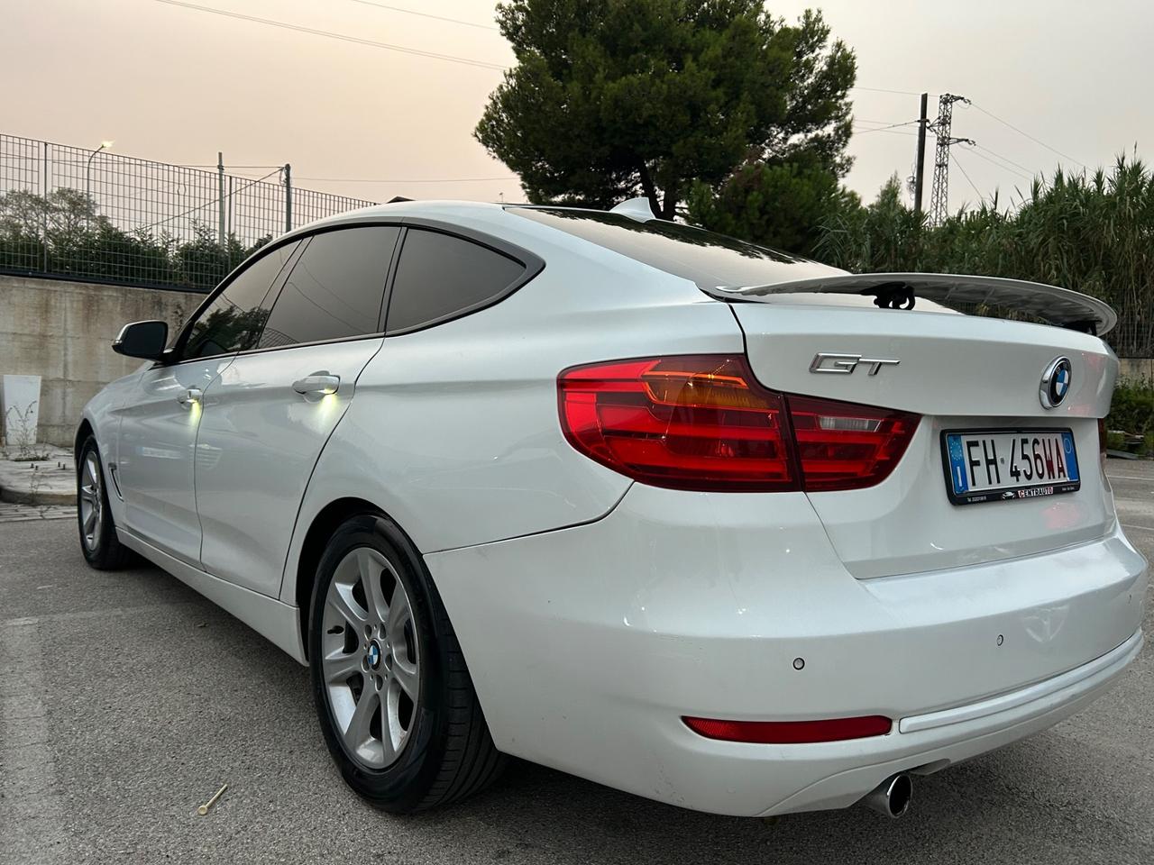 Bmw Gran Turismo GT SERIE 3 318D 2.0 143CV 2014