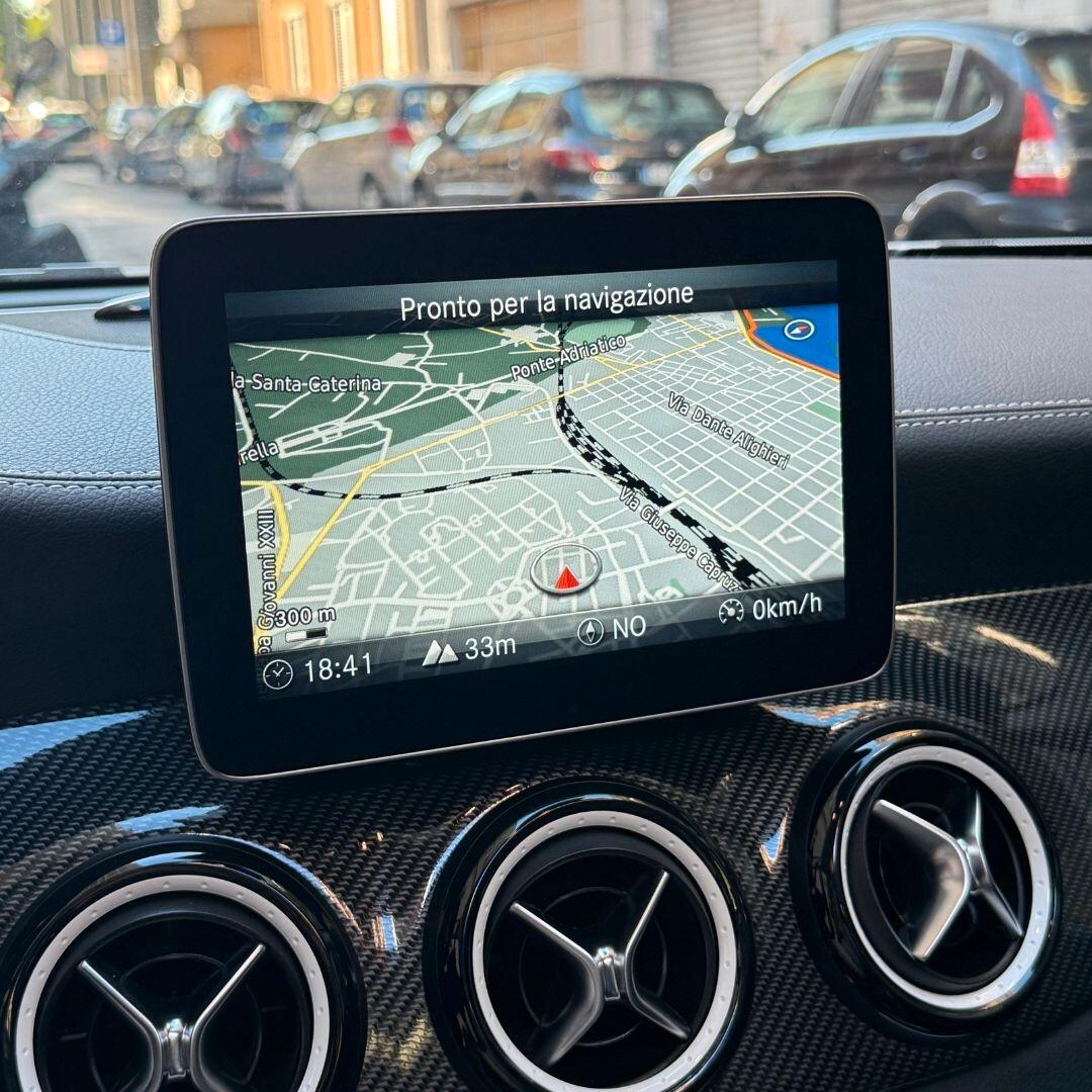 Mercedes GLA 200 d Premium Night Edition **FULL**