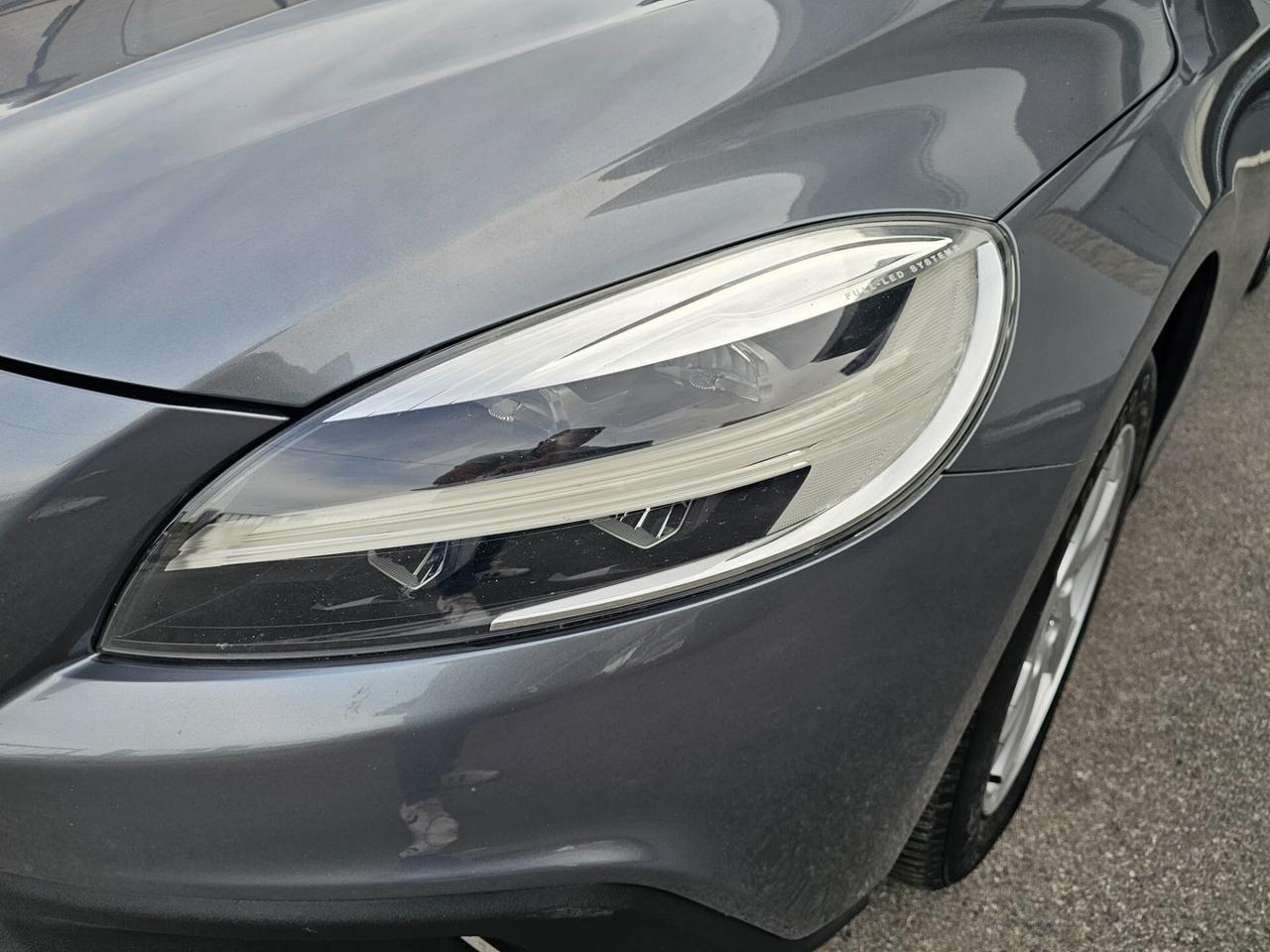 Volvo V40 Cross Country D2 Geartronic Business