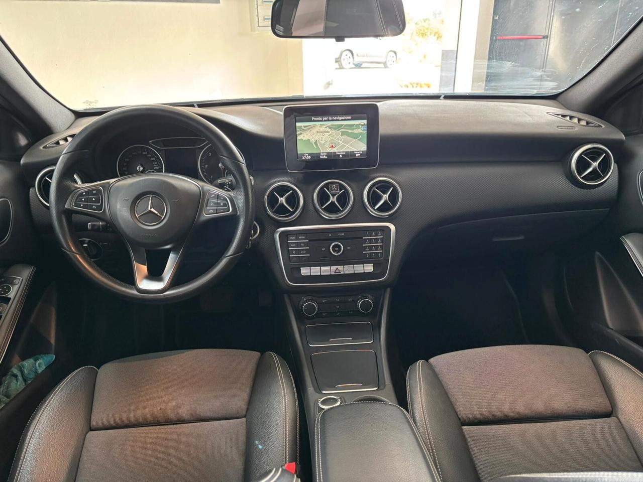 Mercedes-benz A 200 d Automatic Sport