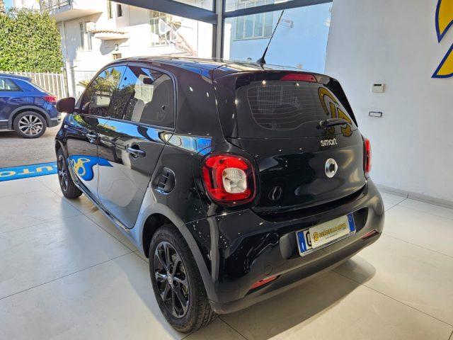 SMART ForFour 70 1.0 Youngster tua da ?119,00 mensili