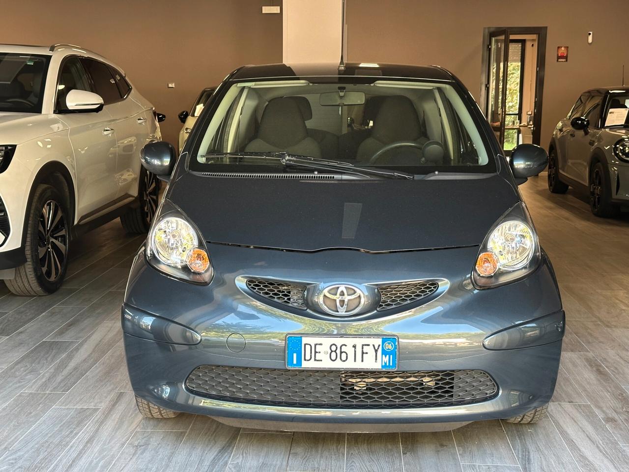 Toyota Aygo 1.0 Sol Automatica - UnicoPro