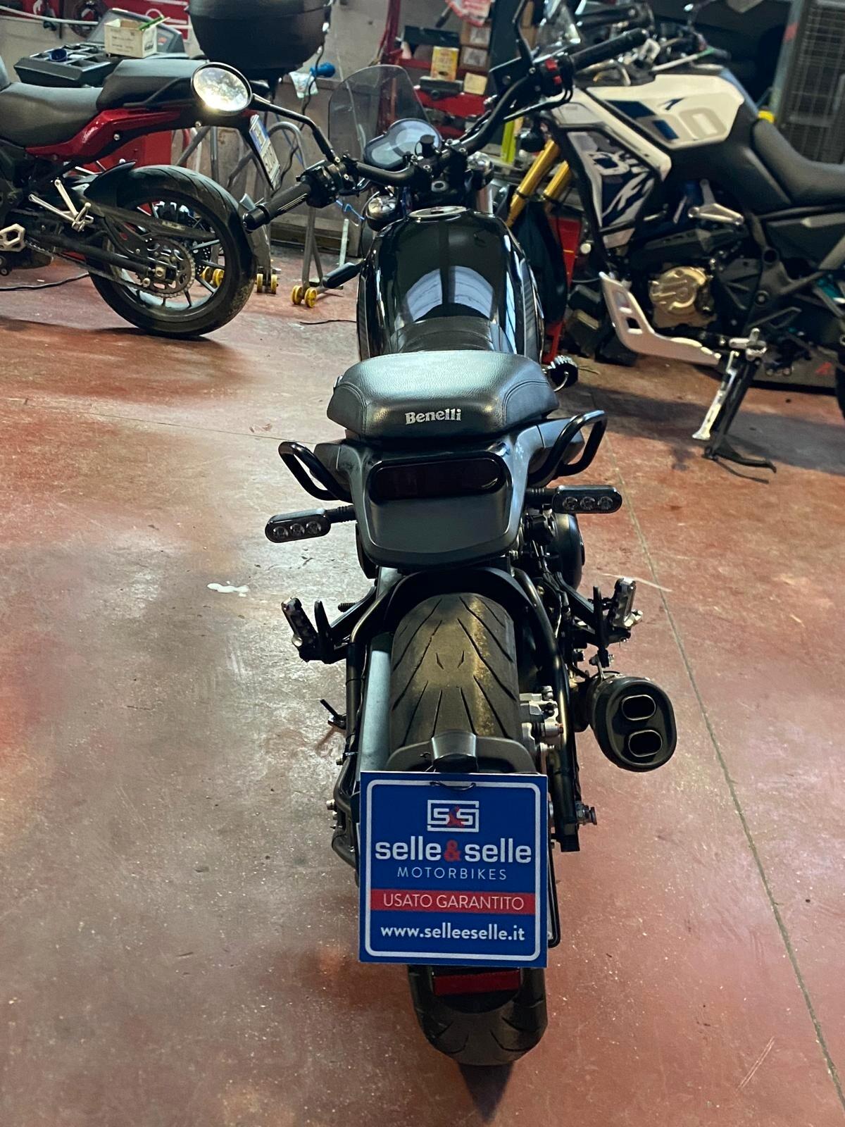 Benelli Leoncino 500