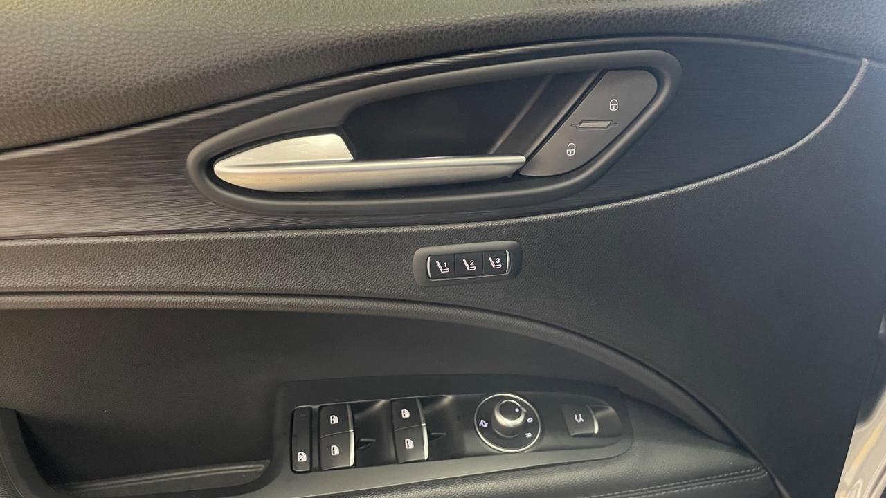 Alfa Romeo Stelvio 2.2 Turbodiesel 180 CV AT8 RWD Executive