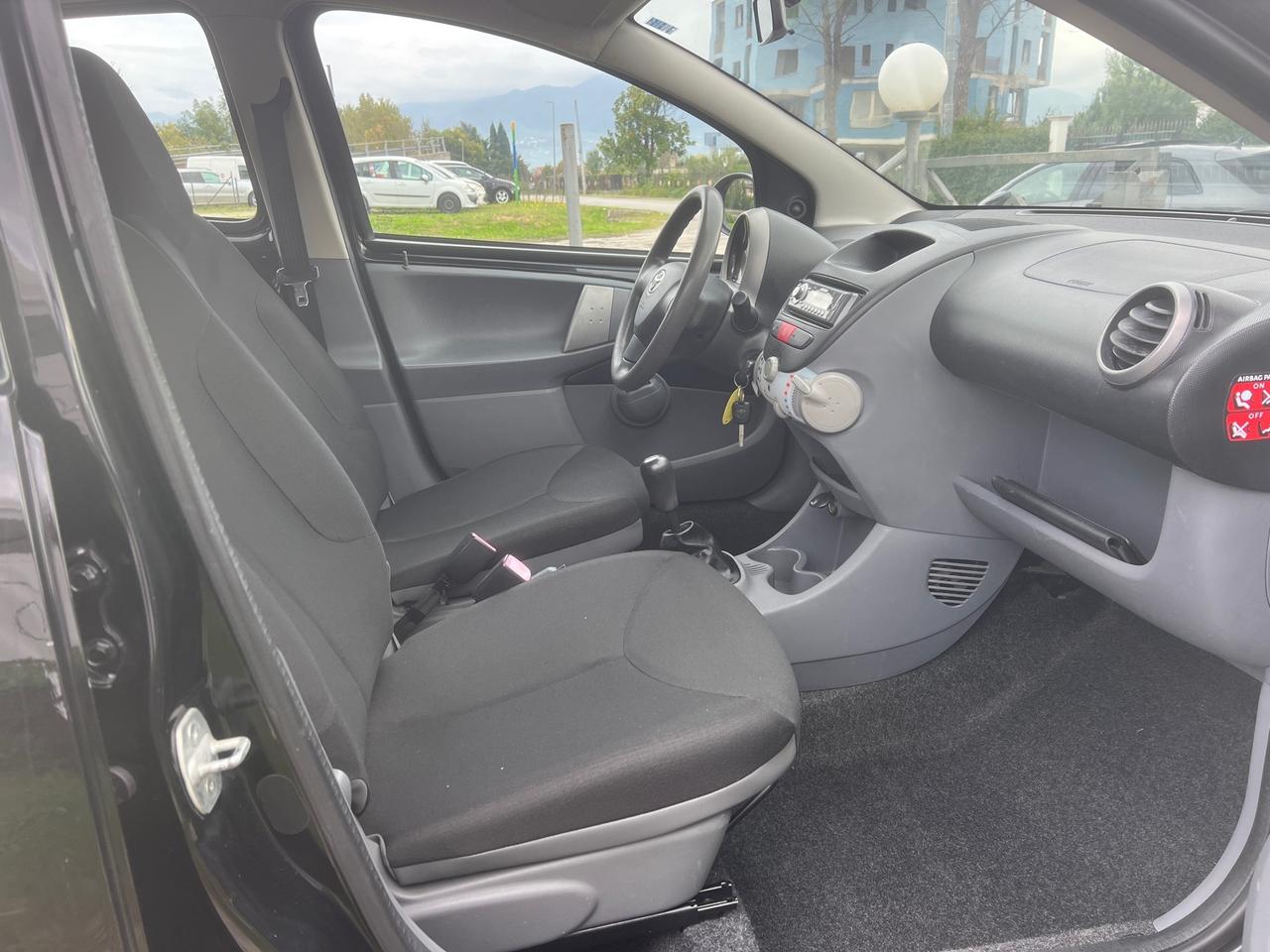 Toyota Aygo 1.0 68CV 5 porte-2009"UNIPRO"