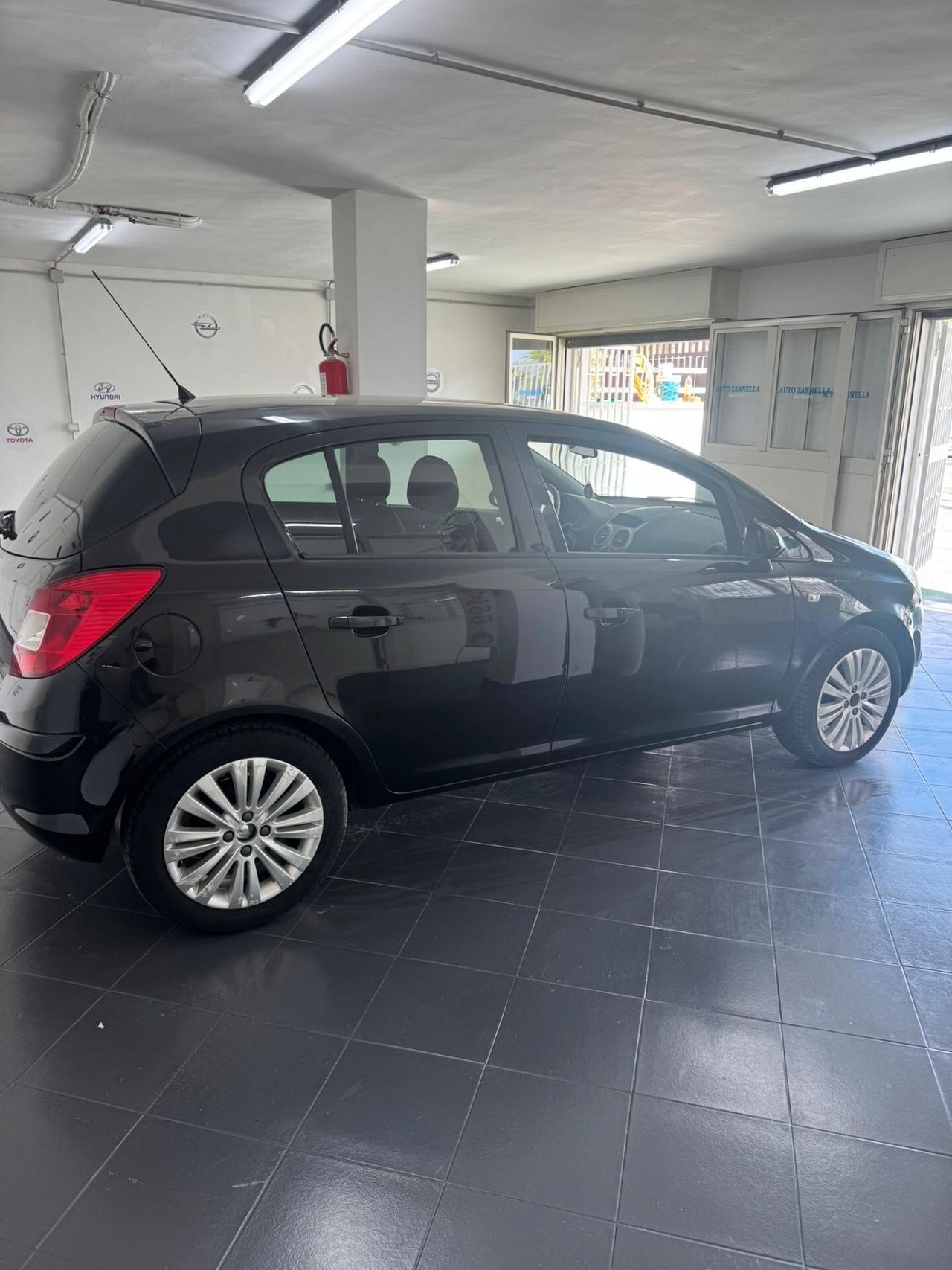 Opel Corsa 1.2