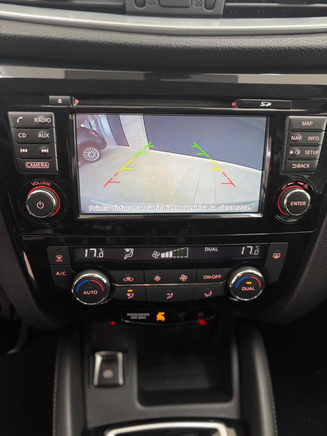 Nissan Qashqai 1.5 dCi N-Connecta