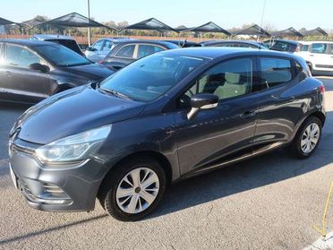 Renault Clio 1.2 16v Limited 75cv - Per Neopat.