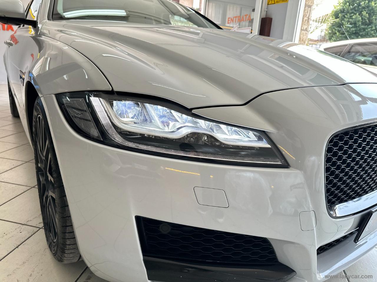 JAGUAR XF 3.0 D V6 300 CV aut. Prestige