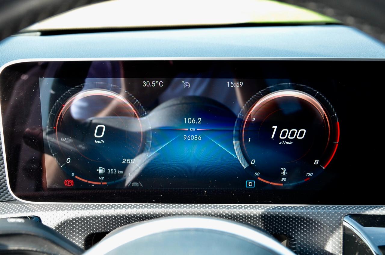 MERCEDES-BENZ A180 1.4 SPORT 136cv MANUALE, BENZINA/GPL, ESENTE BOLLO, EURO 6D, FARI LED, APPLE/ANDROID, PERMUTE