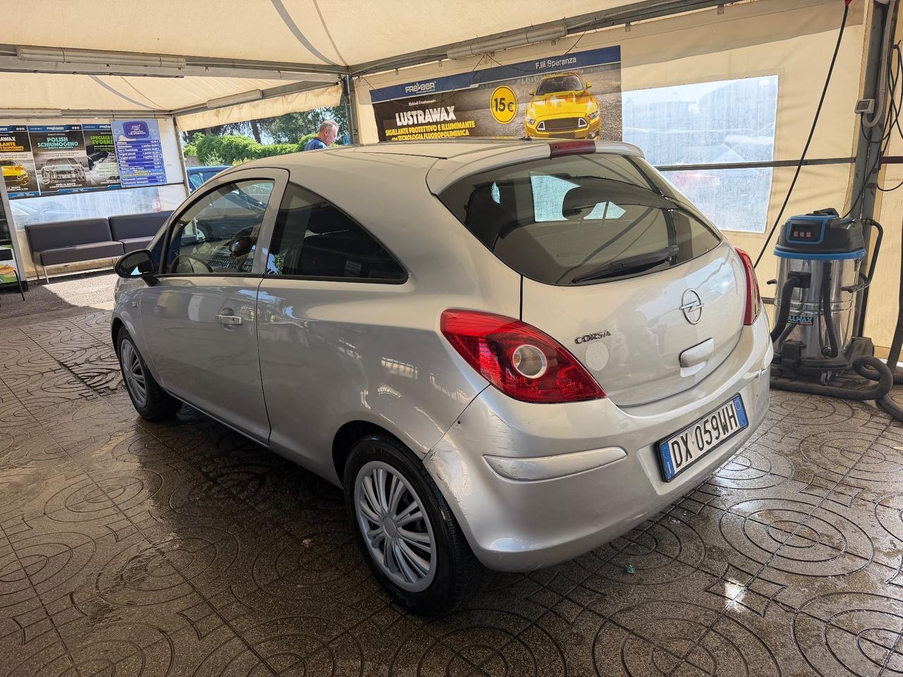 Opel Corsa 1.2 3 porte Easytronic Sport