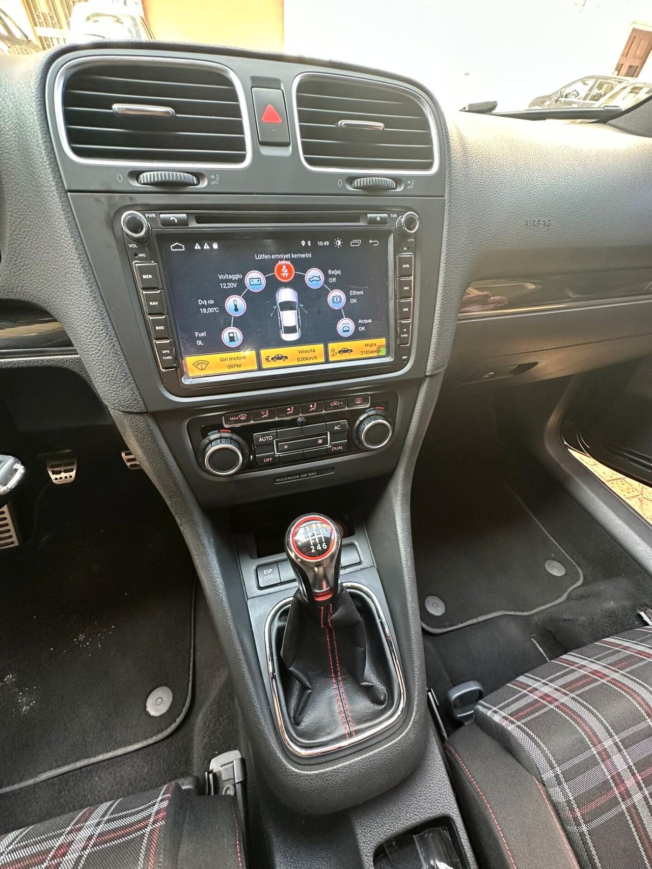 Volkswagen Golf GTI 2.0 TSI 5p.