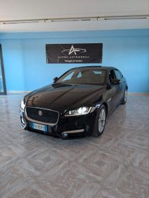 Jaguar XF 2.0 D 180 CV aut. R-Sport