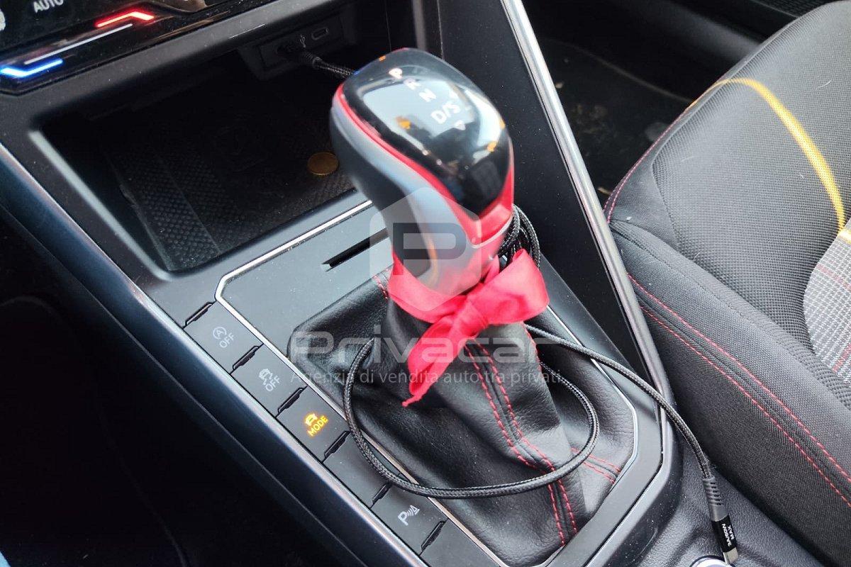 VOLKSWAGEN Polo 2.0 TSI DSG GTI