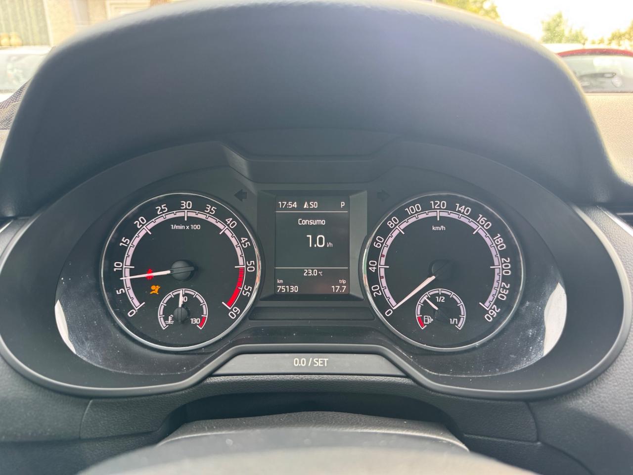 Skoda Octavia 1.6 TDI SCR 115 CV DSG Wagon Executive