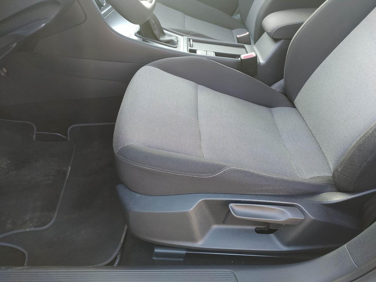 Volkswagen Golf Trendline 1.6 TDI 90CV BlueM #9571