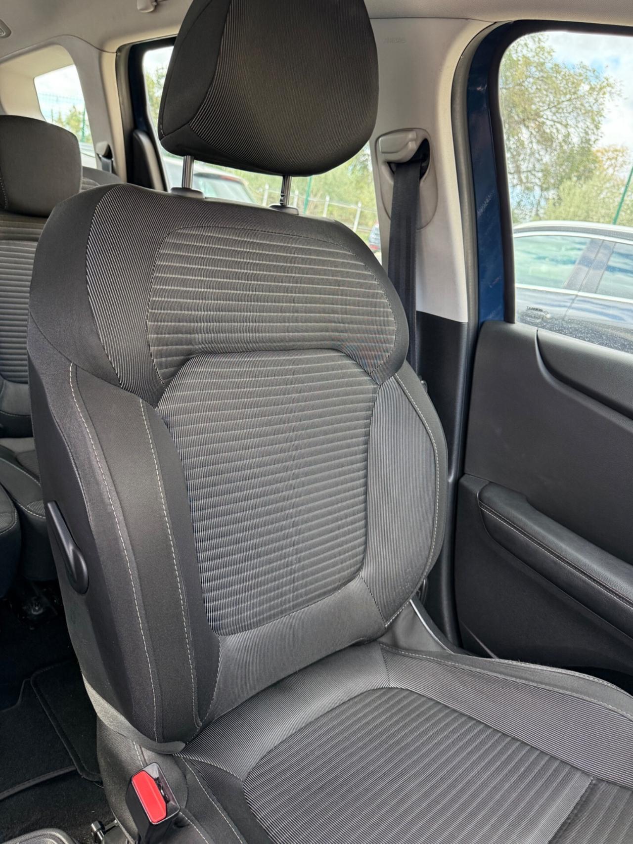 Renault Grand Scenic dCi 8V 110 CV EDC Energy Intens