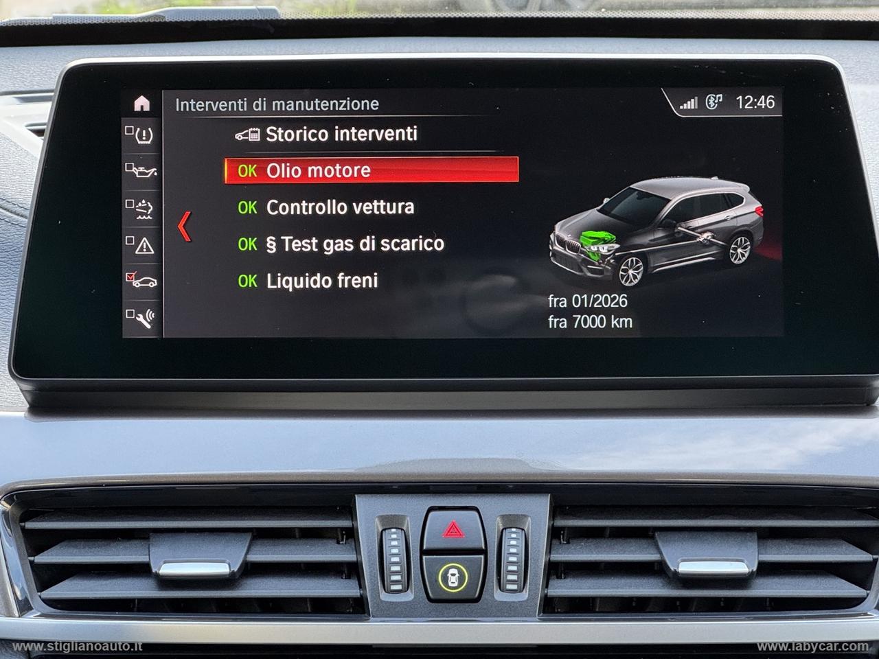BMW X1 xDrive18d xLine Head-up display