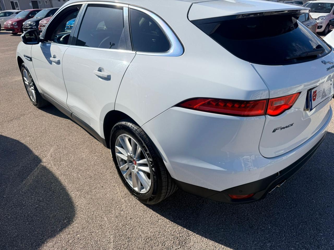 Jaguar F-Pace 2.0 D 180 CV AWD aut. Portfolio