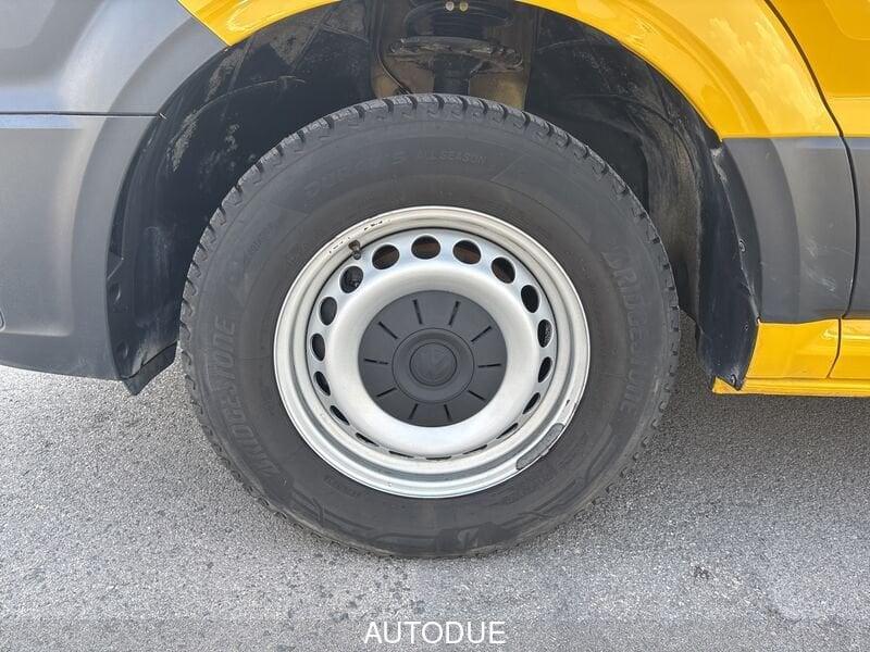 Volkswagen Crafter CREAFTER 30 2.0 TDI 140 CV L3H3 FURGONE
