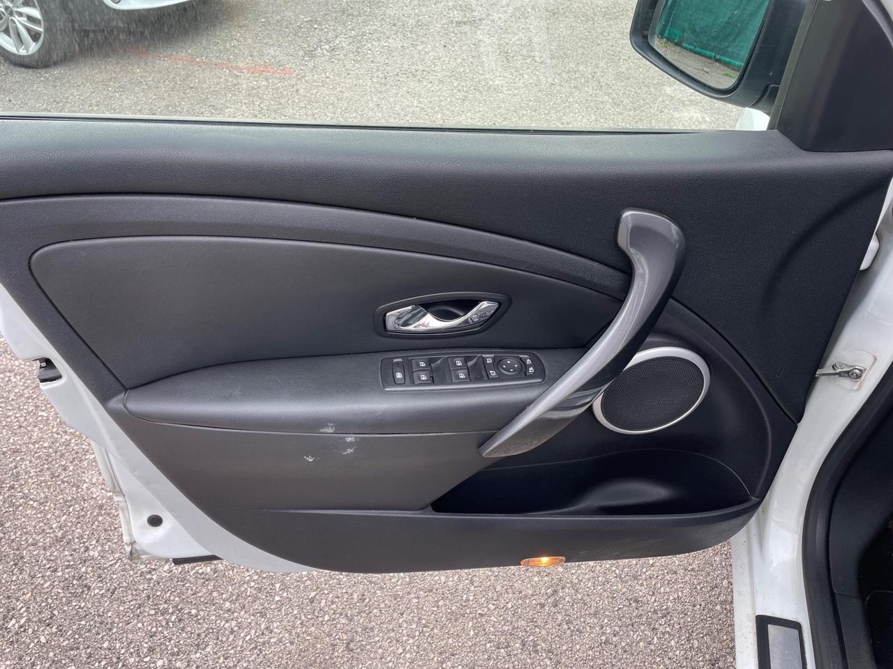 Renault Megane 1.5 dCi 110CV cambio automatico