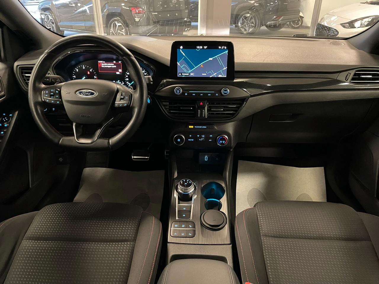 Ford Focus 1.5 EcoBlue 120cv A8 ST-Line