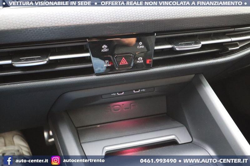 Volkswagen Golf 8 GTD DSG 2.0 TDI 200CV 19 IQ.LIGHT LED