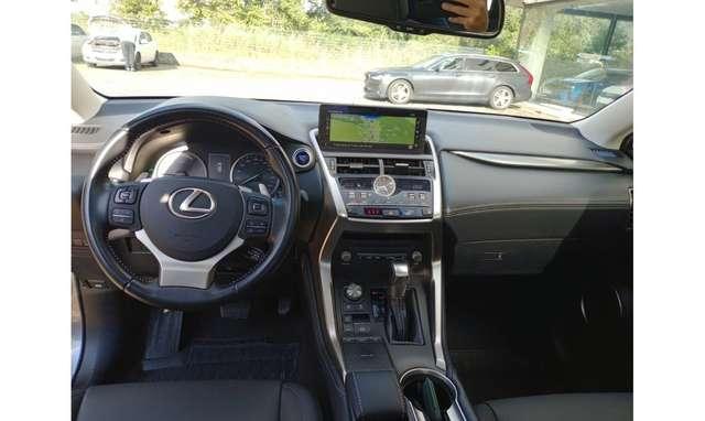 Lexus NX 300 NX I 2018 300h 2.5 Premium 4wd cvt