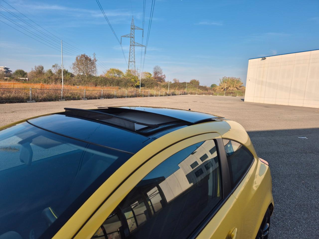 Opel Corsa 1.4 16V 3 porte b-color Euro 5