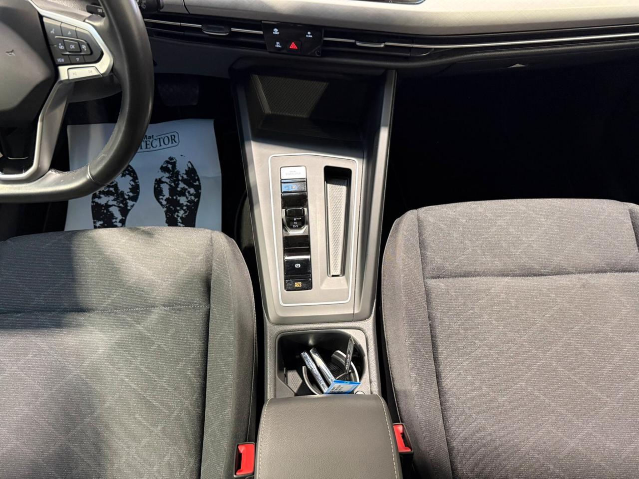 Volkswagen Golf 1.0 eTSI EVO DSG Life