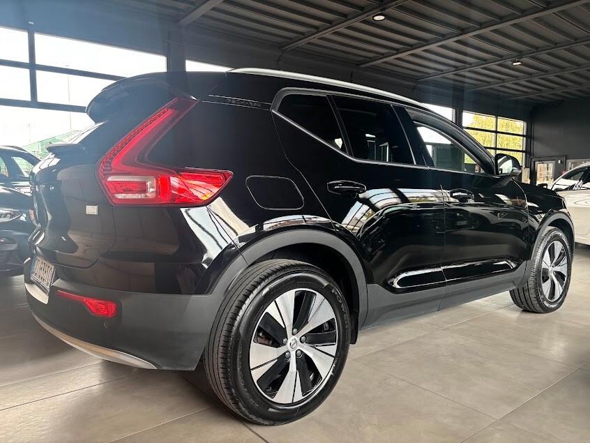 Volvo XC40 T5 Recharge Plug-in Hybrid Inscription Expression IVA ESPOSTA