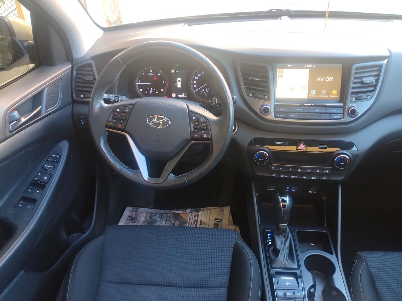Hyundai Tucson 1.7 CRDi DCT Sound Edition TETTO APRIBILE