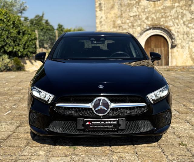 MERCEDES-BENZ A 180 d Automatic Sport (Navi/Retro/Unipro.)
