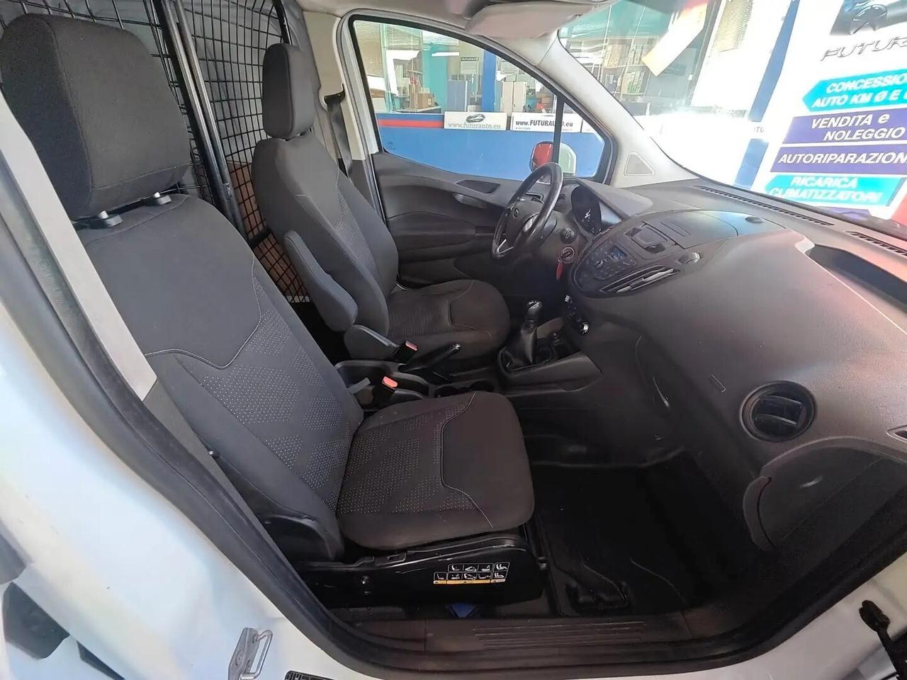 Ford Transit Courier 1.5 TDCi 95CV Van Entry