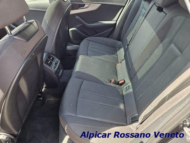 AUDI A4 Avant 35 TFSI S tronic Business Advanced