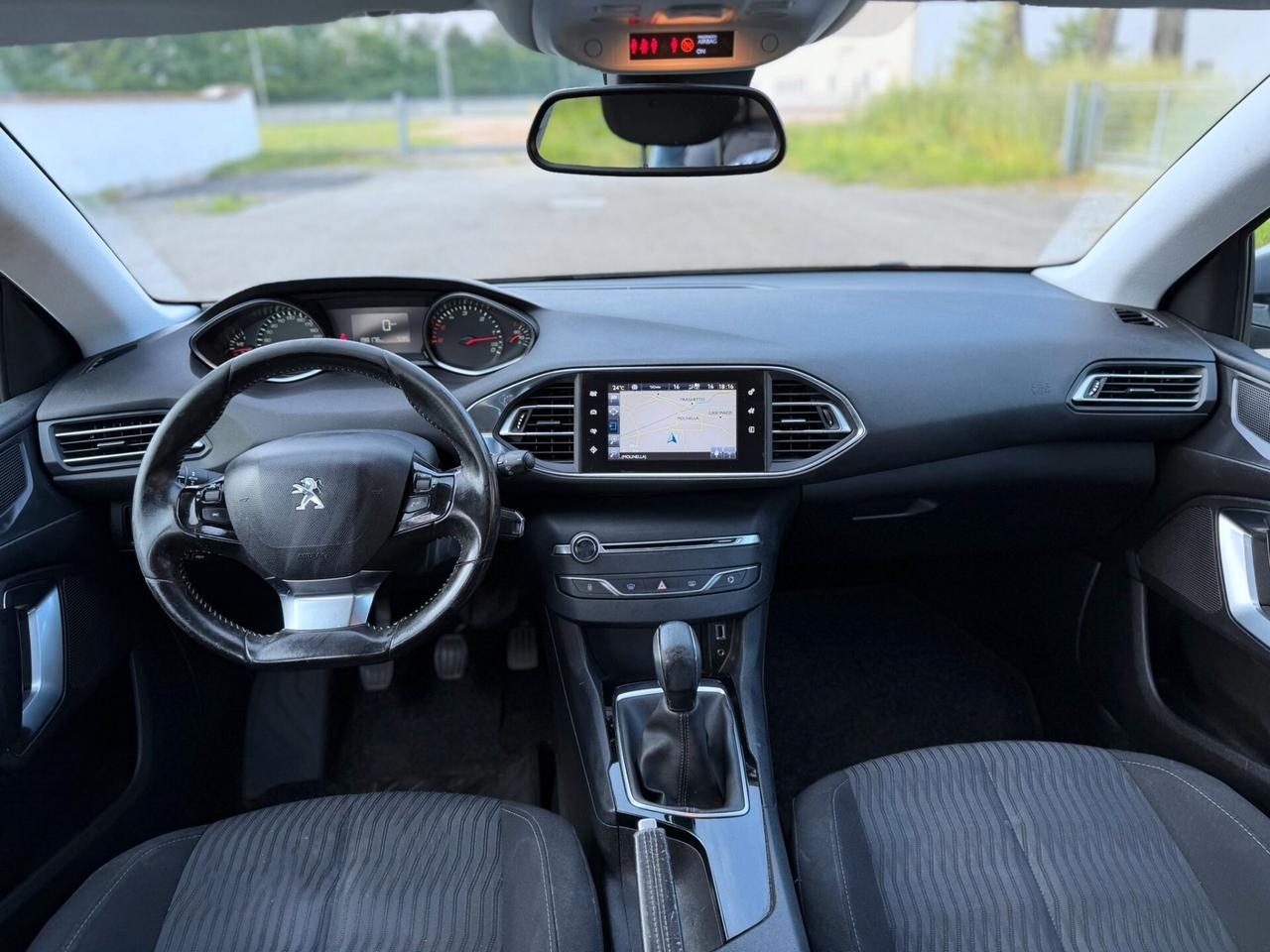 Peugeot 308 Berlina HDi 100 CV EURO 6B