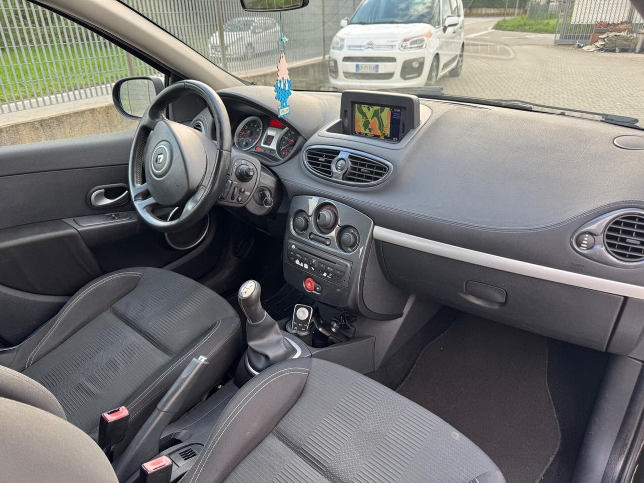 Renault Clio 1.2 16V 5 porte Luxe