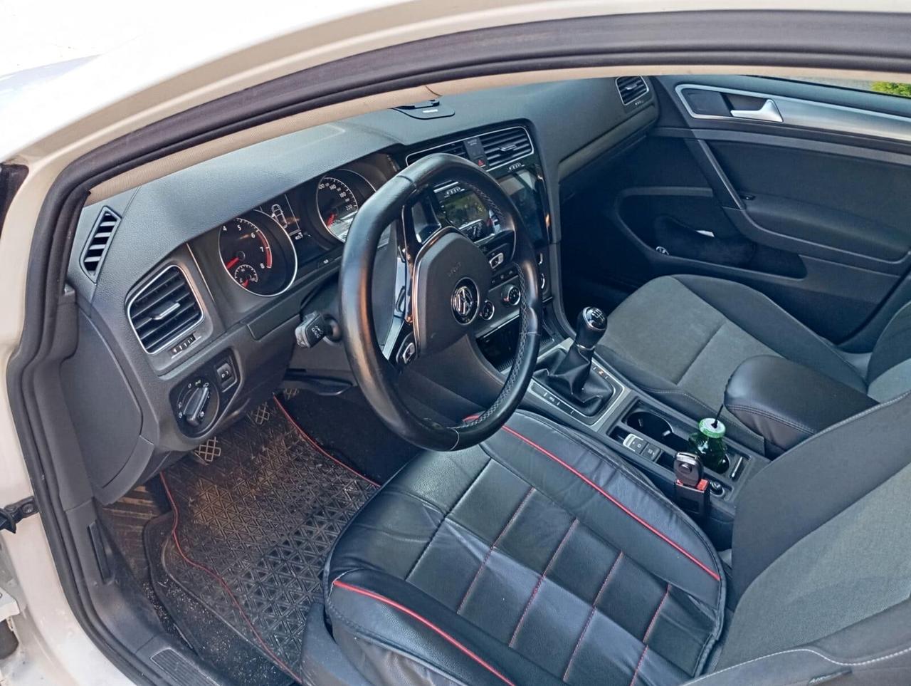 Volkswagen Golf 1.2 TSI 85 CV 5p. Tech&Sound BlueMotion Technology ok neo patentati