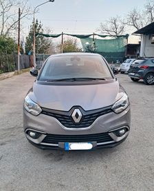 Renault Grand Scenic Blue dCi 120 CV EDC Initiale Paris