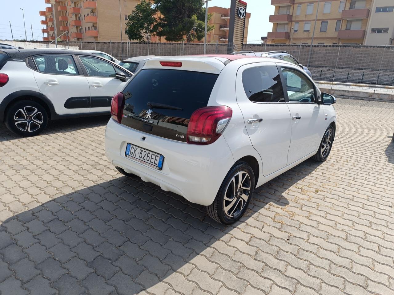 Peugeot 108 PureTech 82 5 porte Active TOP!