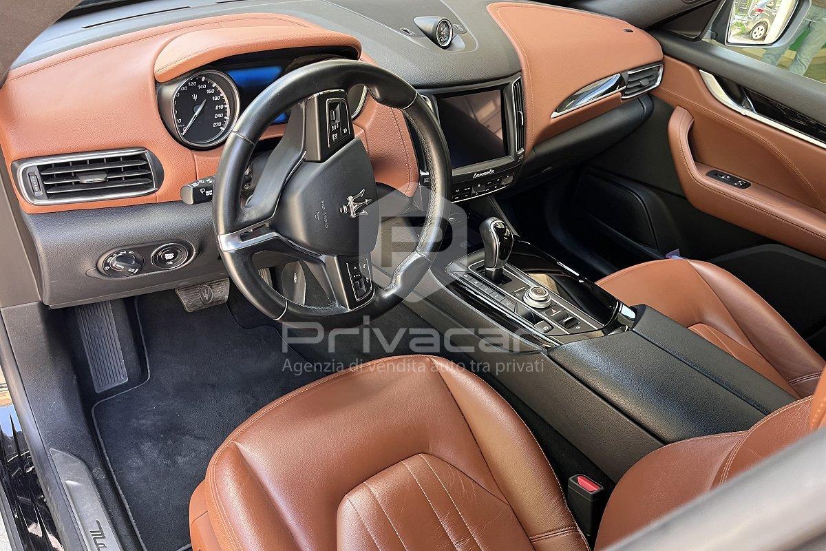 MASERATI Levante V6 Diesel 275 CV AWD