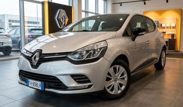 IN ARRIVO - Renault Clio dCi 8V 75 CV 5 porte Moschino Zen